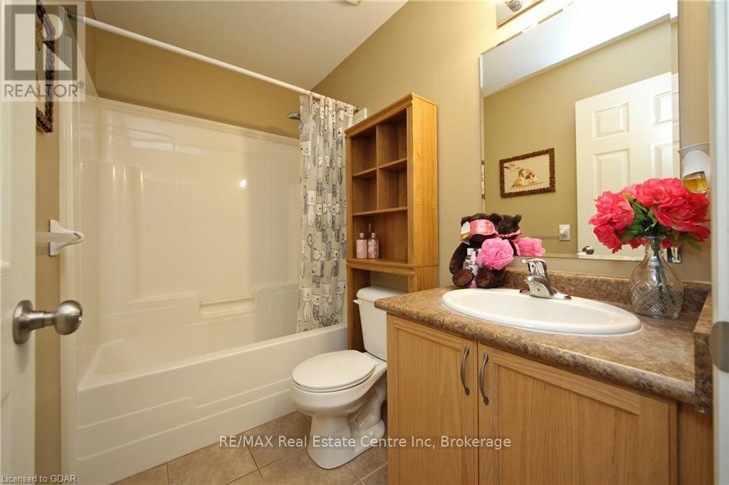 4 - 30 Vaughan Street, Guelph, Ontario  N1G 0B6 - Photo 20 - X12010478