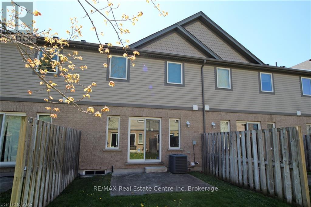4 - 30 Vaughan Street, Guelph, Ontario  N1G 0B6 - Photo 28 - X12010478