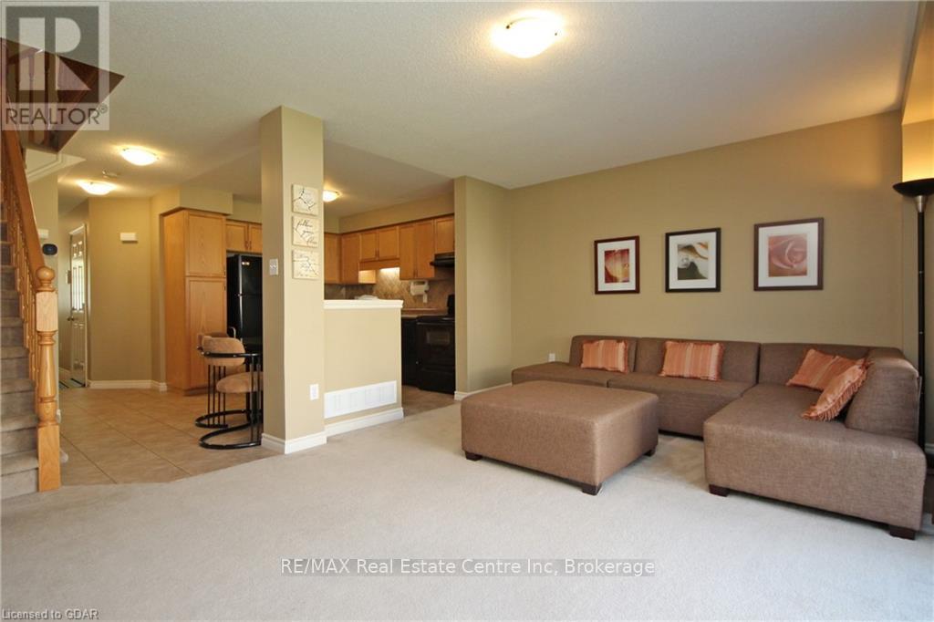 4 - 30 Vaughan Street, Guelph, Ontario  N1G 0B6 - Photo 3 - X12010478