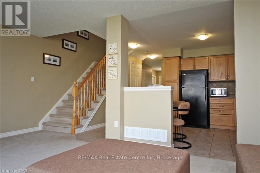 4 - 30 Vaughan Street, Guelph, Ontario  N1G 0B6 - Photo 4 - X12010478