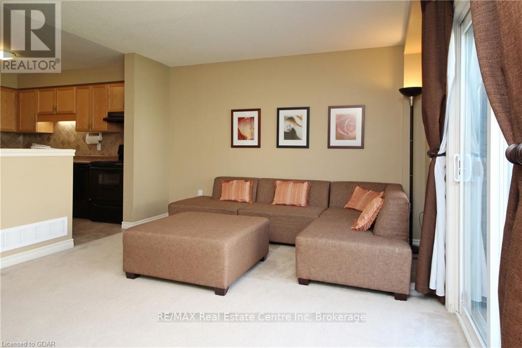 4 - 30 Vaughan Street, Guelph, Ontario  N1G 0B6 - Photo 8 - X12010478