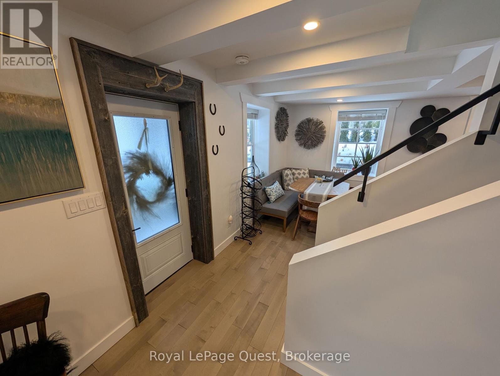 347 Balm Beach Road, Tiny, Ontario  L0L 2J0 - Photo 17 - S12010521