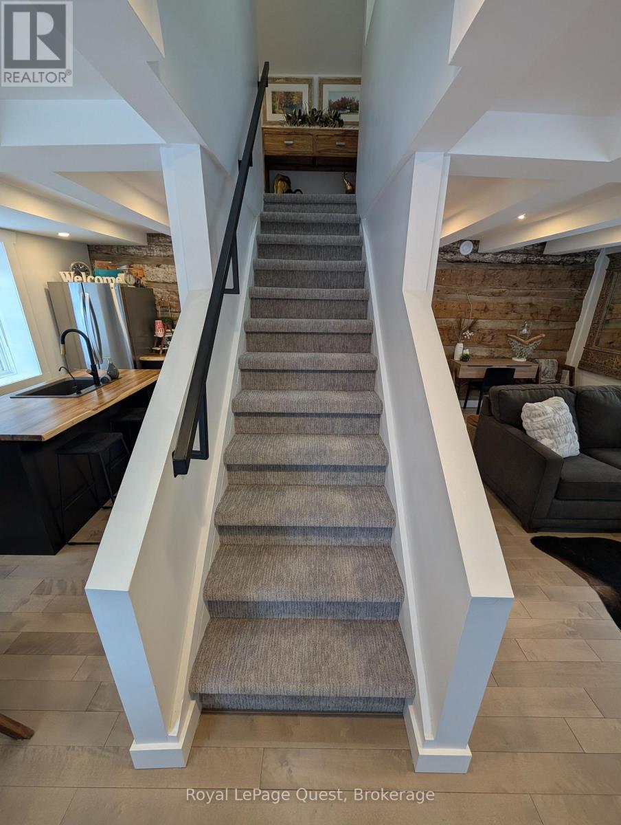 347 Balm Beach Road, Tiny, Ontario  L0L 2J0 - Photo 18 - S12010521