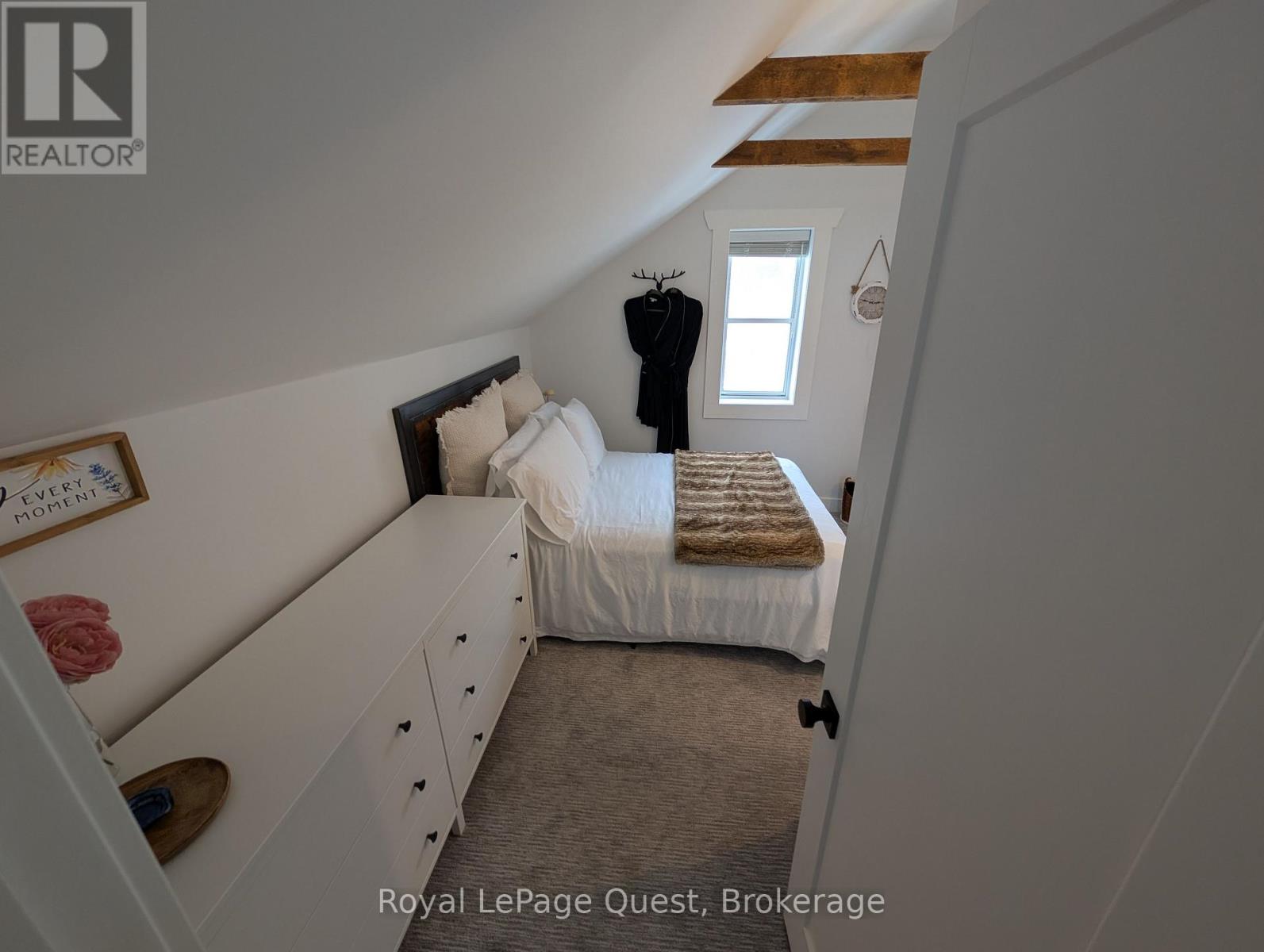 347 Balm Beach Road, Tiny, Ontario  L0L 2J0 - Photo 19 - S12010521