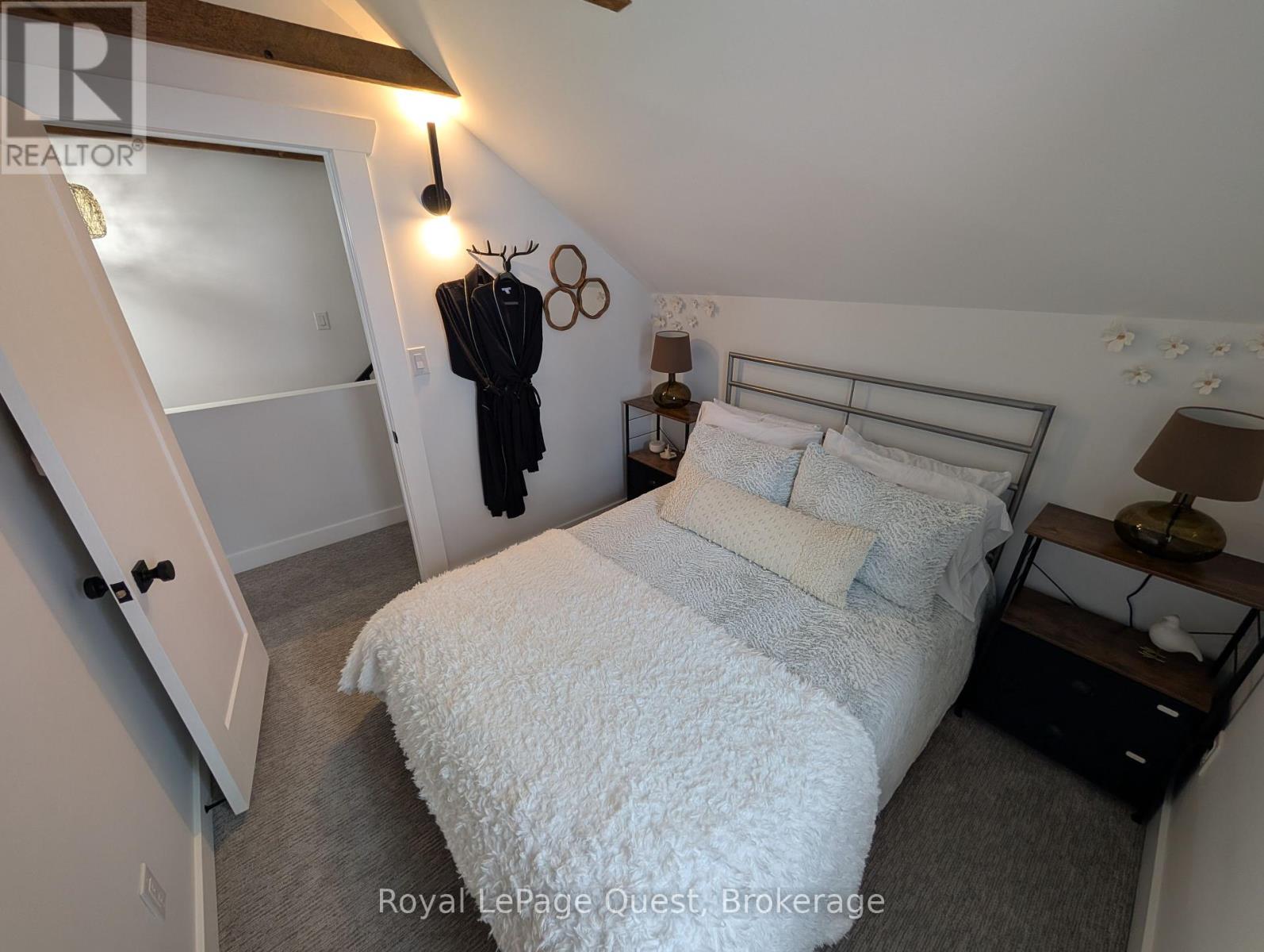 347 Balm Beach Road, Tiny, Ontario  L0L 2J0 - Photo 22 - S12010521