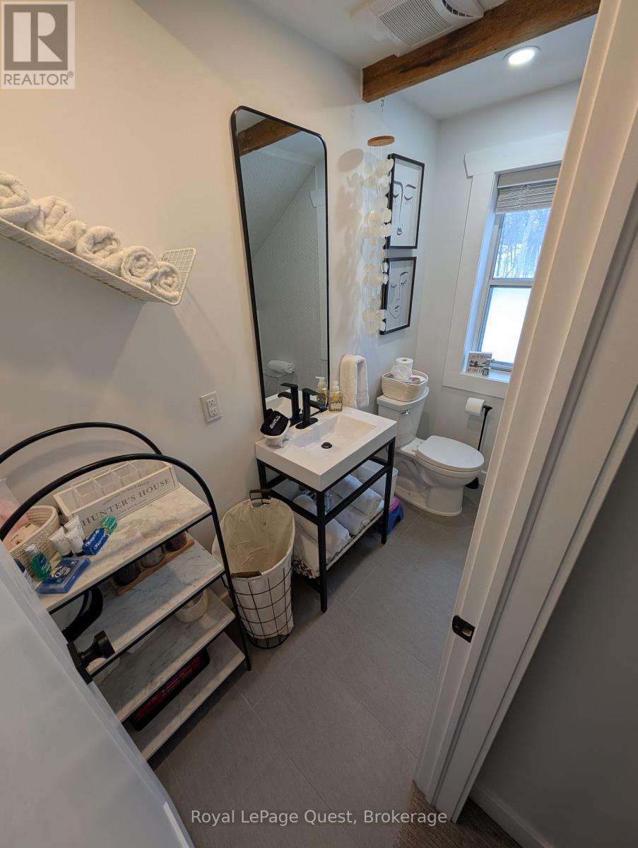 347 Balm Beach Road, Tiny, Ontario  L0L 2J0 - Photo 25 - S12010521