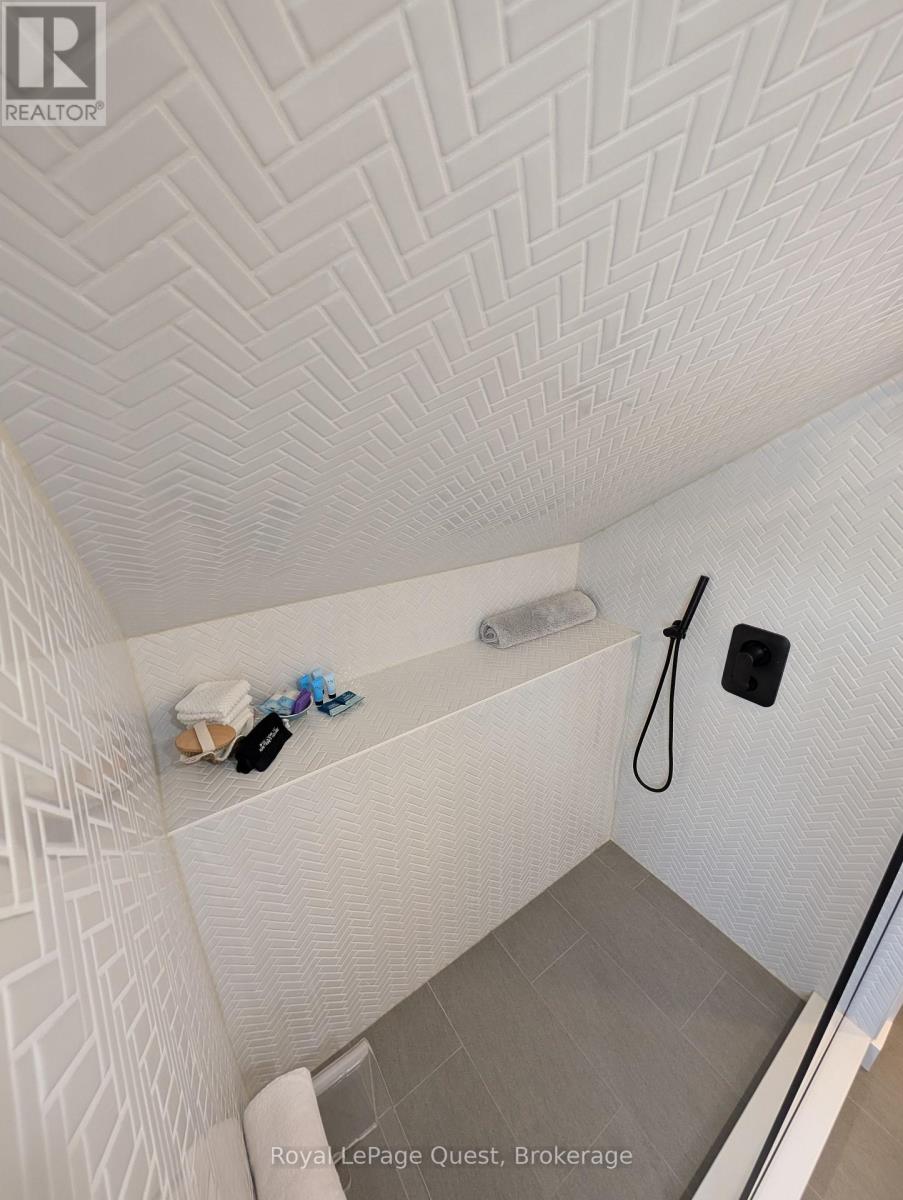 347 Balm Beach Road, Tiny, Ontario  L0L 2J0 - Photo 27 - S12010521