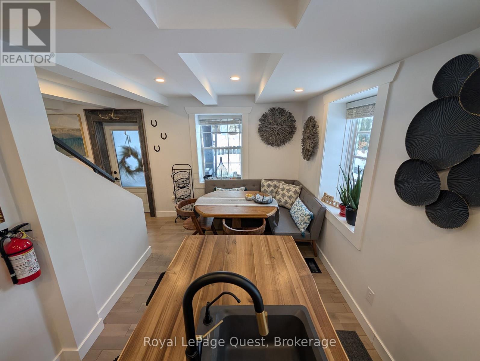 347 Balm Beach Road, Tiny, Ontario  L0L 2J0 - Photo 6 - S12010521