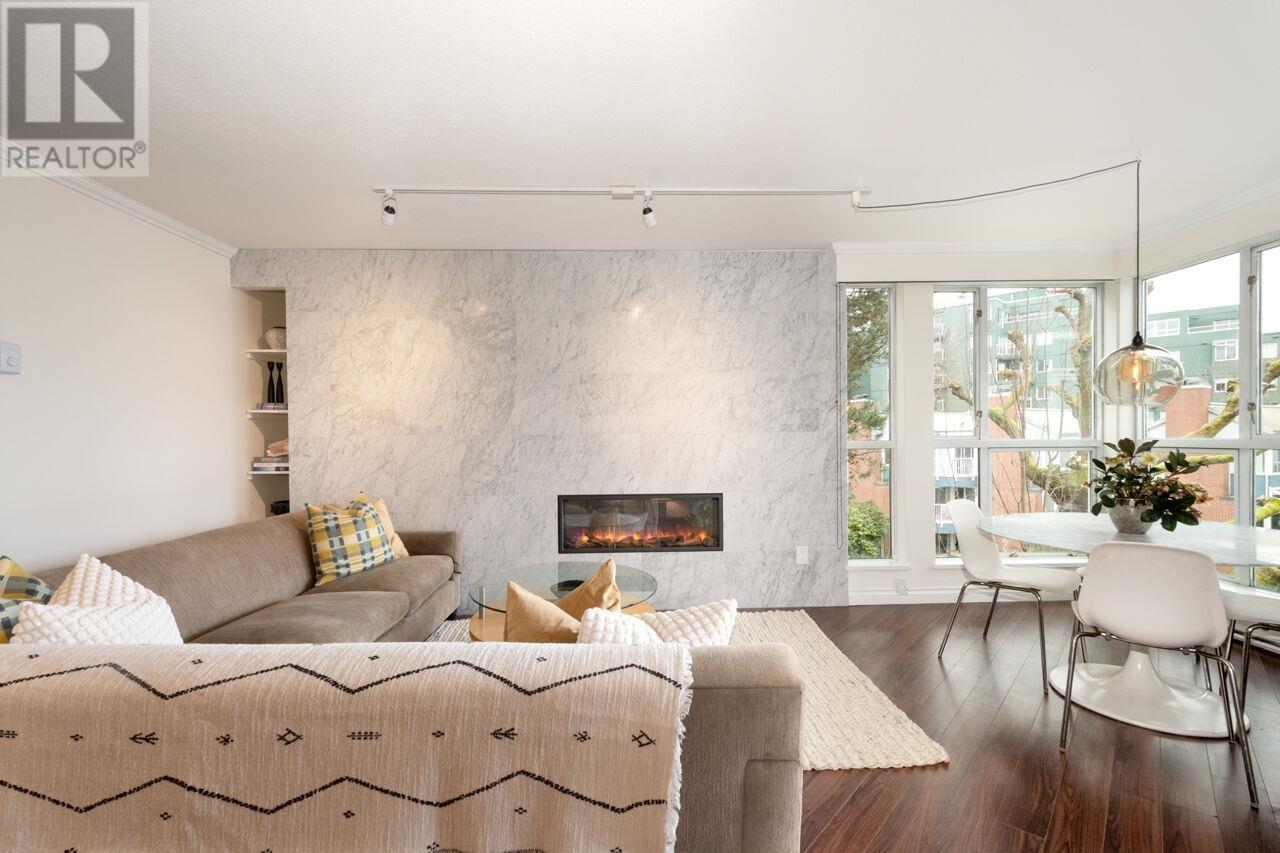 301 1502 ISLAND PARK WALK, vancouver, British Columbia