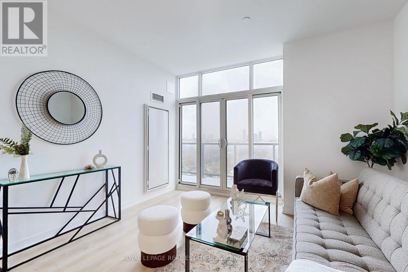 PH4 - 1195 THE QUEENSWAY AVENUE, Toronto, Ontario