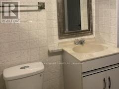 27 Woodenhill Court, Toronto, Ontario  M6M 1K8 - Photo 9 - W12004482