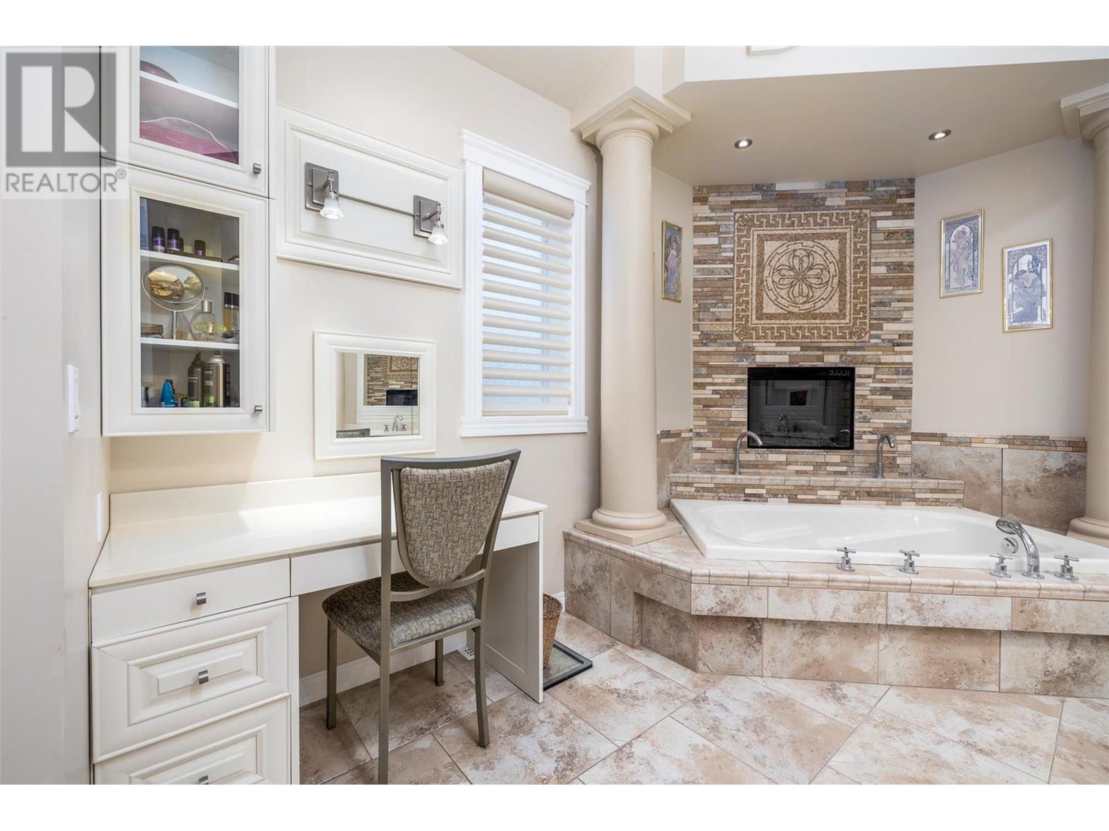 375 Trumpeter Court, Kelowna, British Columbia  V1W 5J4 - Photo 31 - 10338240