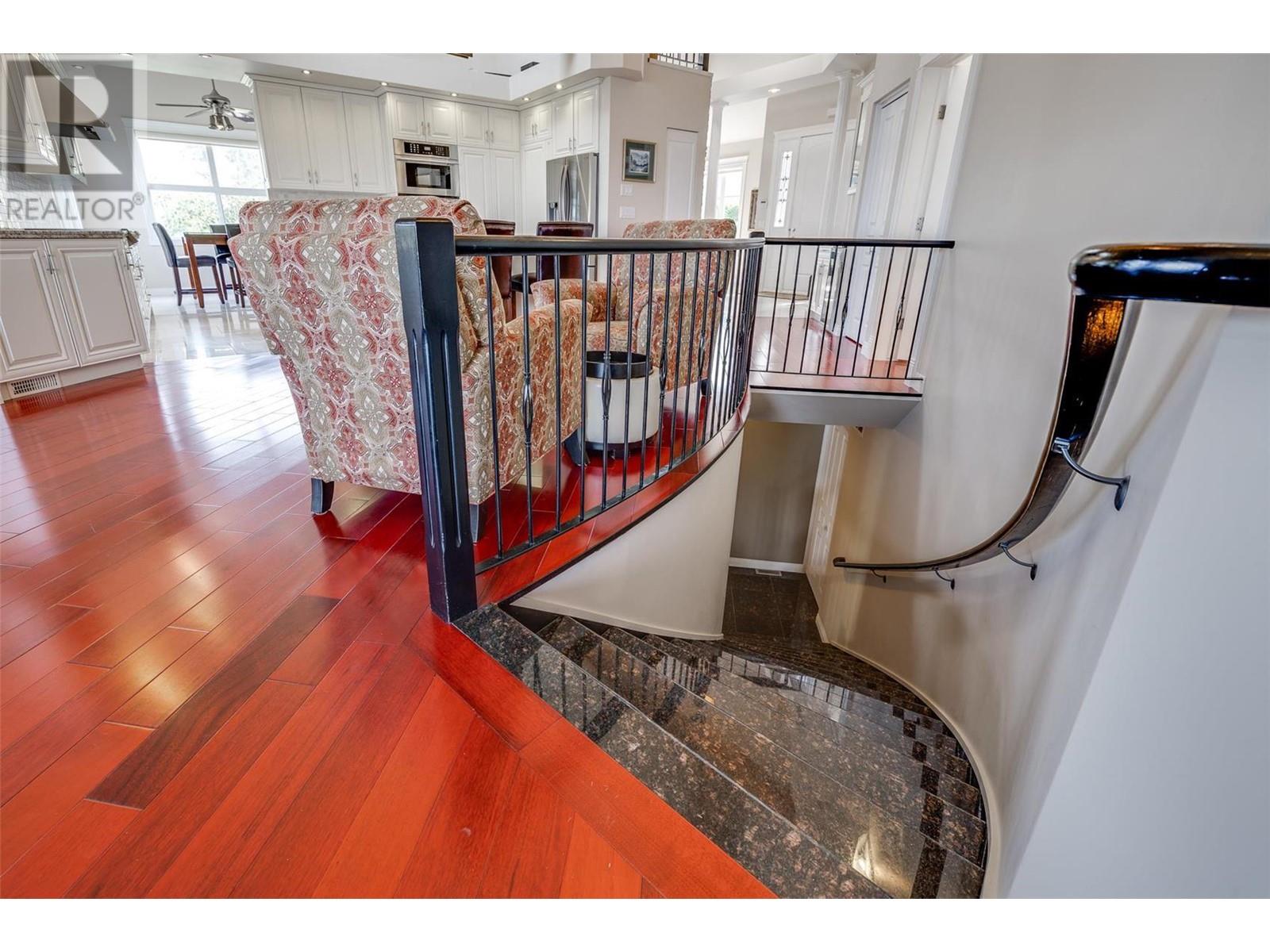 375 Trumpeter Court, Kelowna, British Columbia  V1W 5J4 - Photo 38 - 10338240