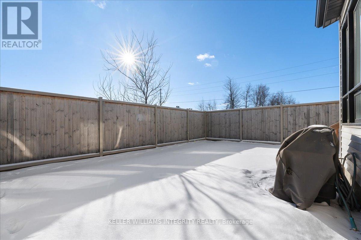 100 CREVASSE ROAD Ottawa