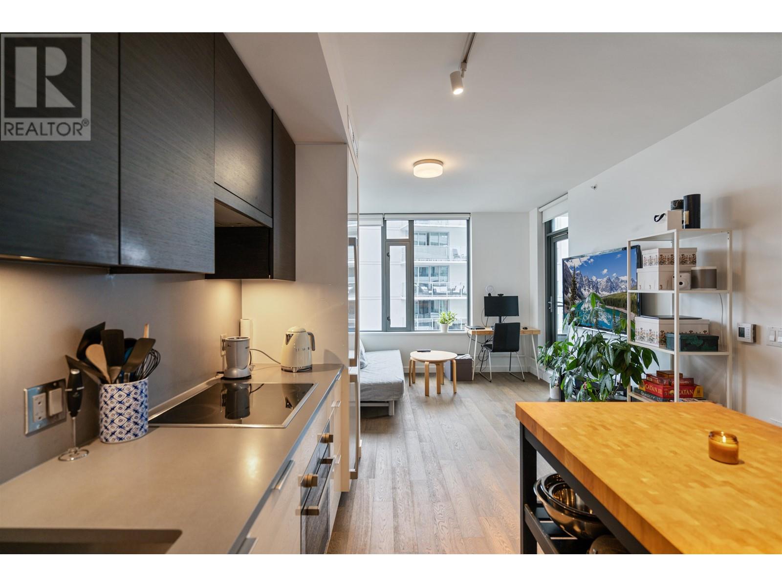 1001 1688 Pullman Porter Street, Vancouver, British Columbia  V6A 0H3 - Photo 8 - R2975418