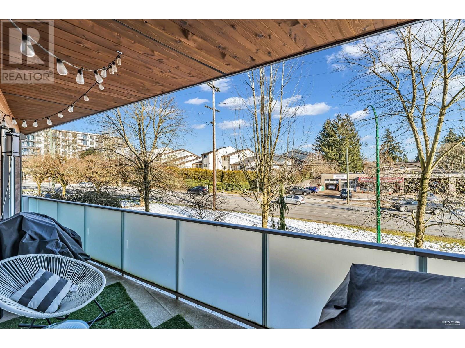 Listing Picture 13 of 22 : 212 7377 14TH AVENUE, Burnaby / 本拿比 - 魯藝地產 Yvonne Lu Group - MLS Medallion Club Member