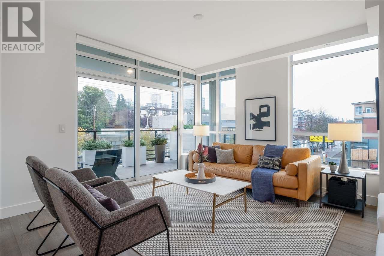 303 177 W 3rd Street, North Vancouver, British Columbia  V7M 0G5 - Photo 4 - R2975474