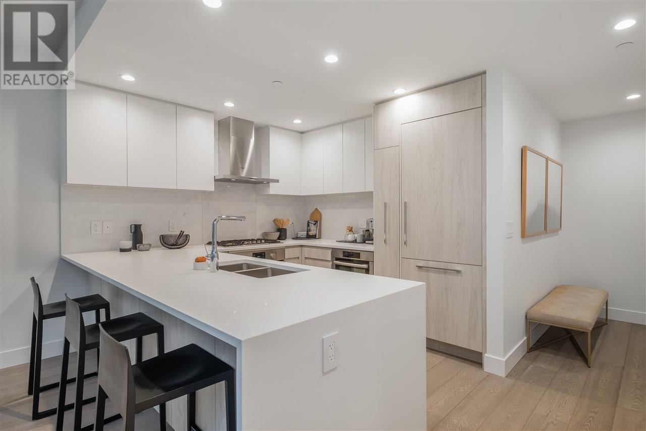 303 177 W 3rd Street, North Vancouver, British Columbia  V7M 0G5 - Photo 9 - R2975474