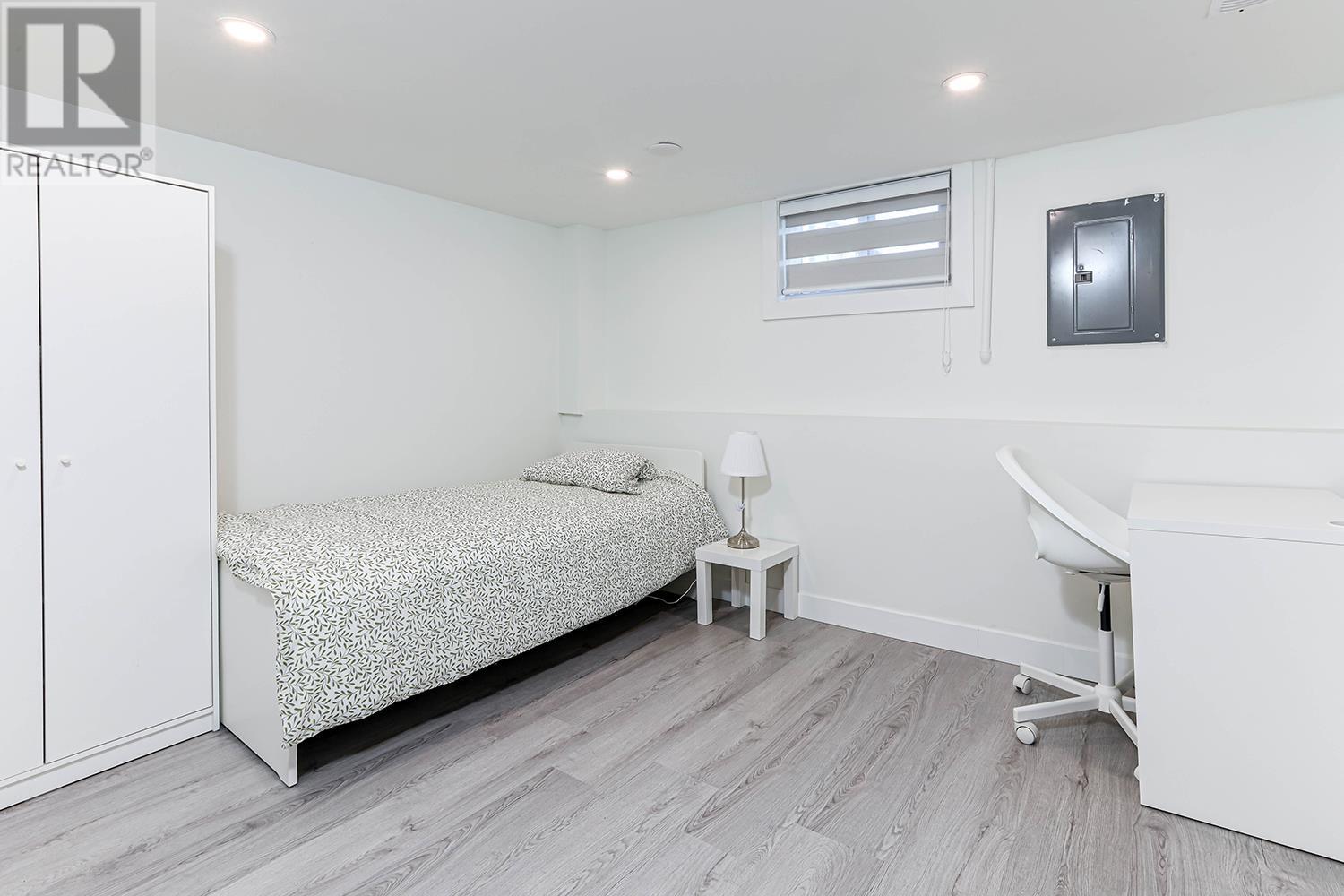 4254 Caddy Road, North Vancouver, British Columbia  V7G 1B7 - Photo 33 - R2975492