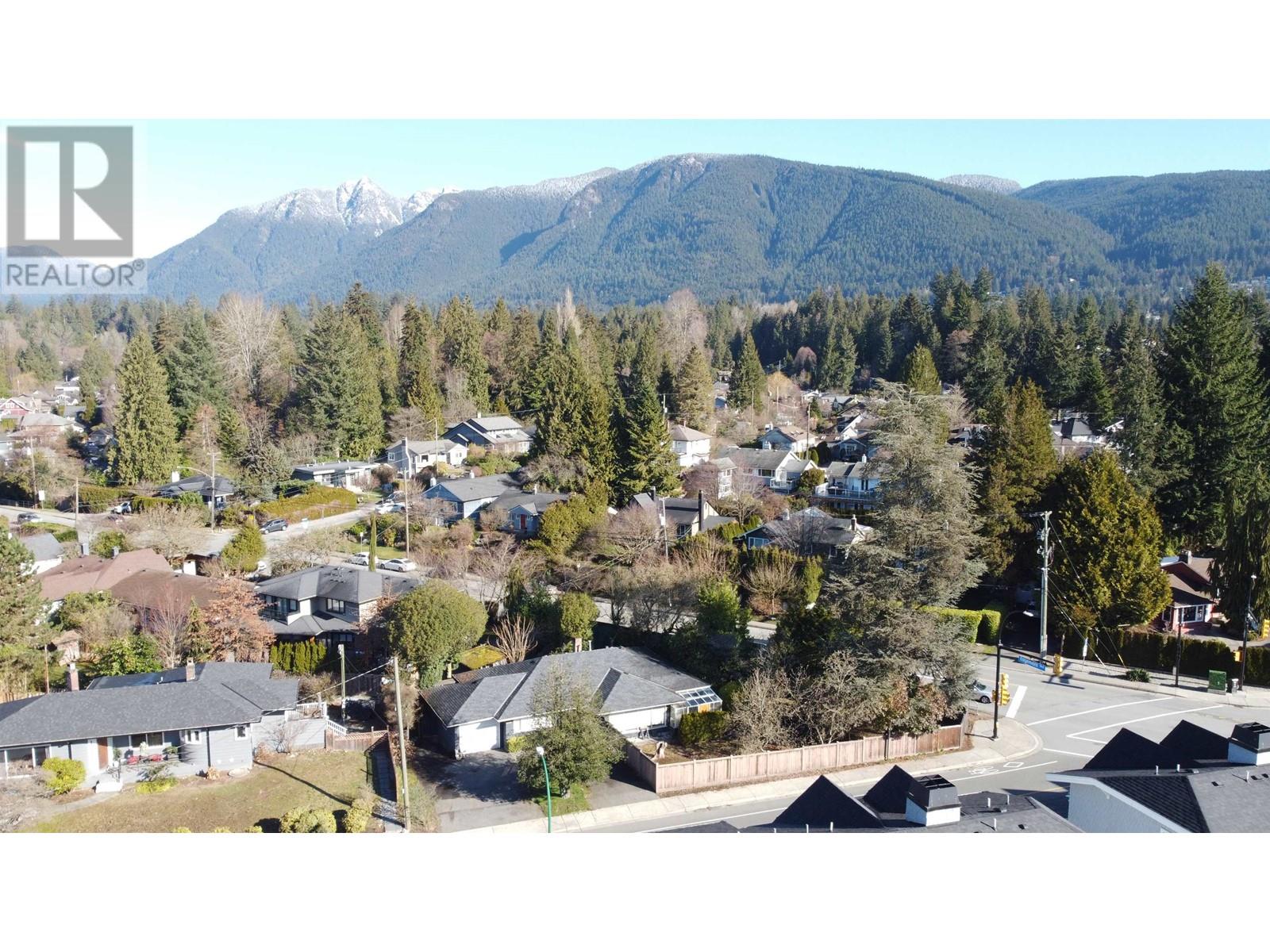 1116 RIDGEWOOD DRIVE, north vancouver, British Columbia