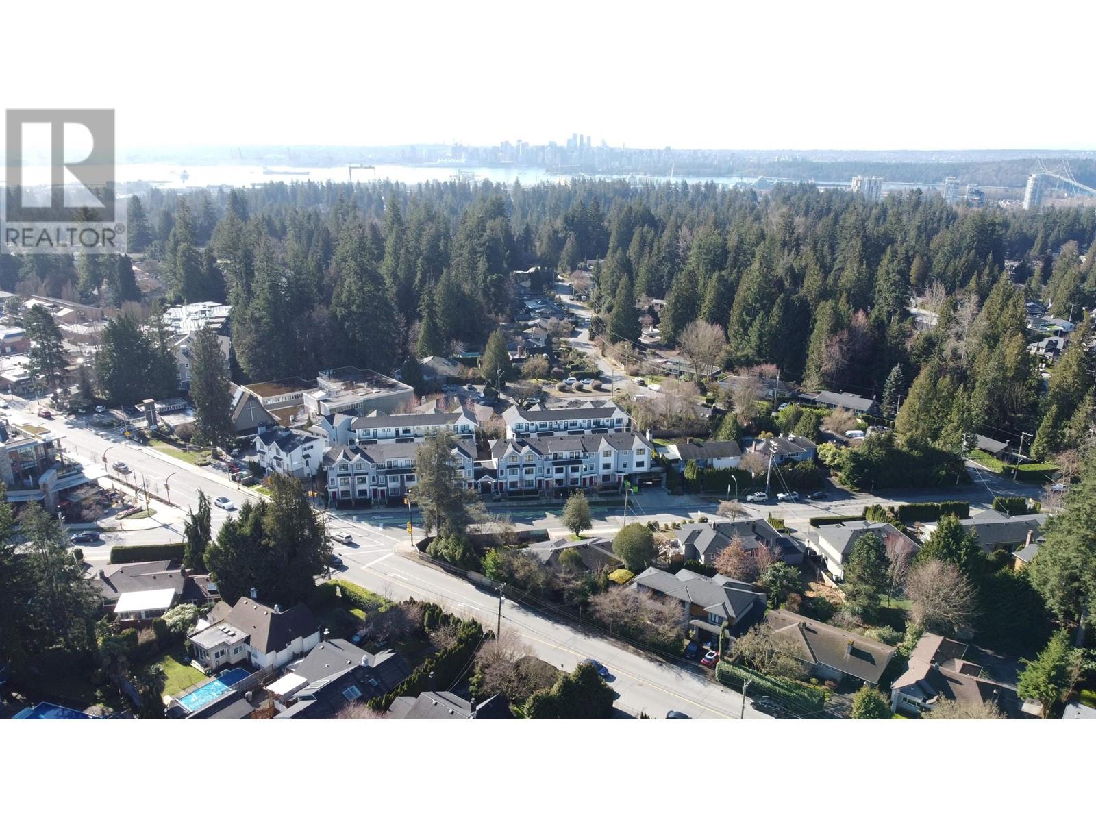1116 Ridgewood Drive, North Vancouver, British Columbia  V7R 1J3 - Photo 5 - R2975501