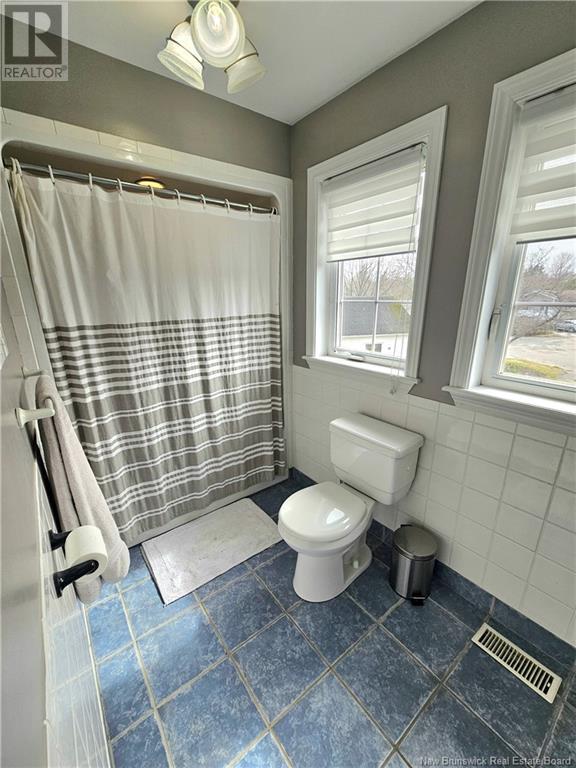 720 Assumption, Bathurst, New Brunswick  E2A 2V7 - Photo 25 - NB113704