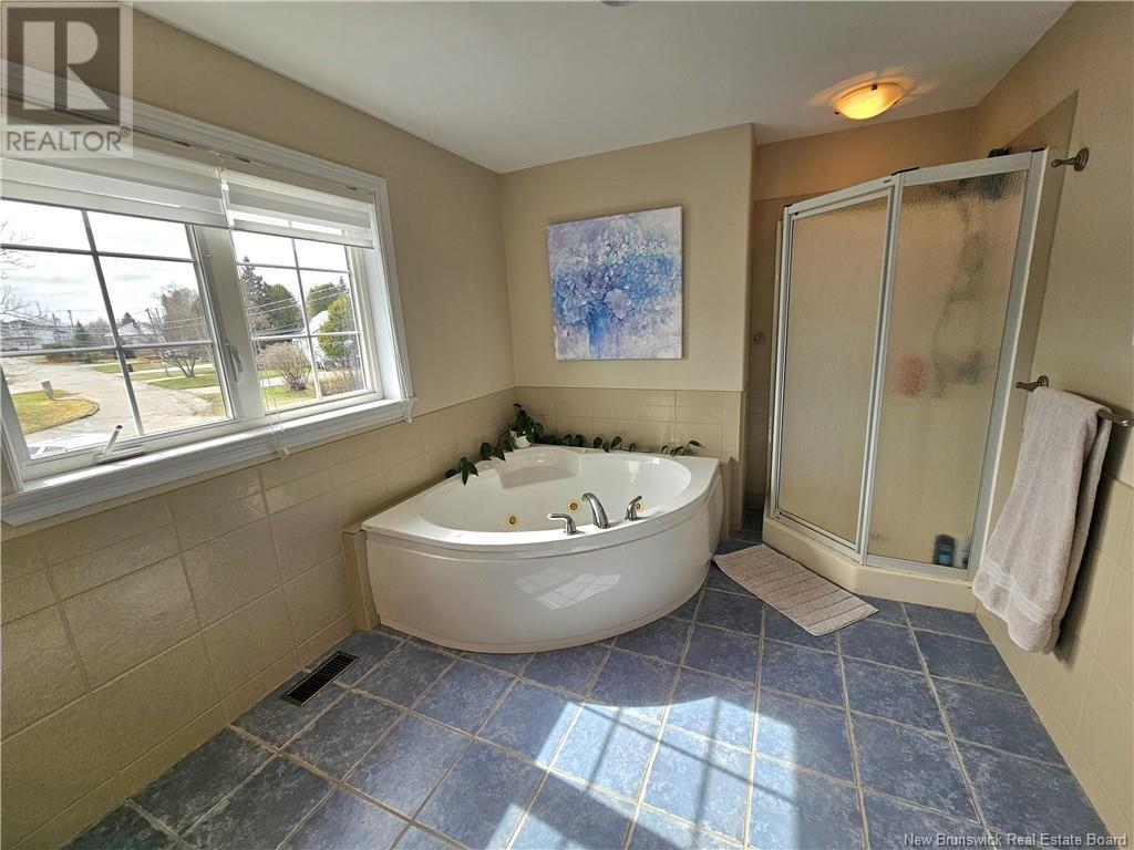 720 Assumption, Bathurst, New Brunswick  E2A 2V7 - Photo 30 - NB113704