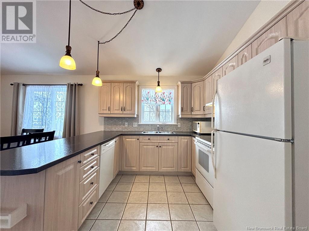 720 Assumption, Bathurst, New Brunswick  E2A 2V7 - Photo 38 - NB113704
