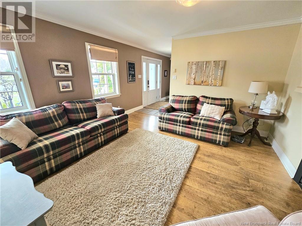 720 Assumption, Bathurst, New Brunswick  E2A 2V7 - Photo 7 - NB113704