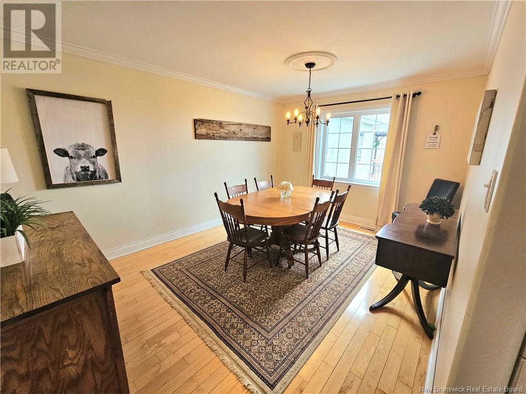 720 Assumption, Bathurst, New Brunswick  E2A 2V7 - Photo 8 - NB113704