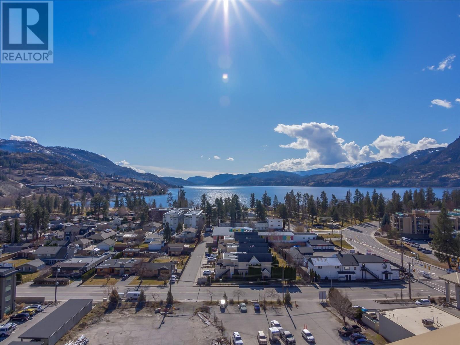 3362 SKAHA LAKE Road Unit# 1303 Penticton Photo 3