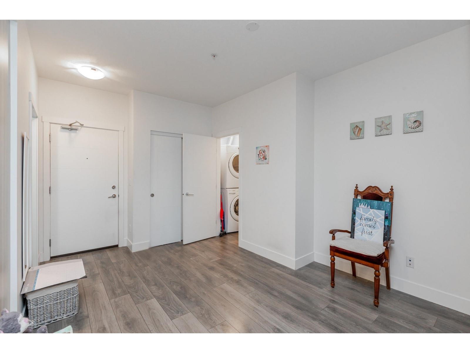 303 15628 104 Avenue, Surrey, British Columbia  V4N 2J3 - Photo 6 - R2973169
