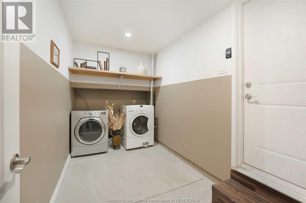 2155 Mark Ave, Windsor, Ontario  N9B 3X6 - Photo 33 - 25005430