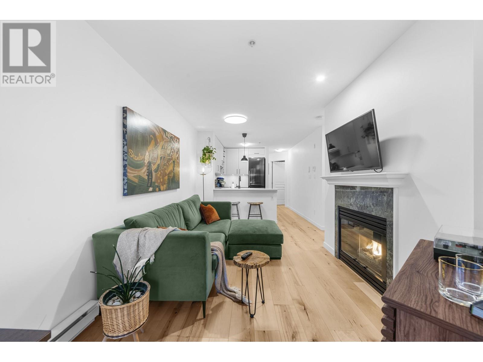 Listing Picture 8 of 23 : 209 3278 HEATHER STREET, Vancouver / 溫哥華 - 魯藝地產 Yvonne Lu Group - MLS Medallion Club Member