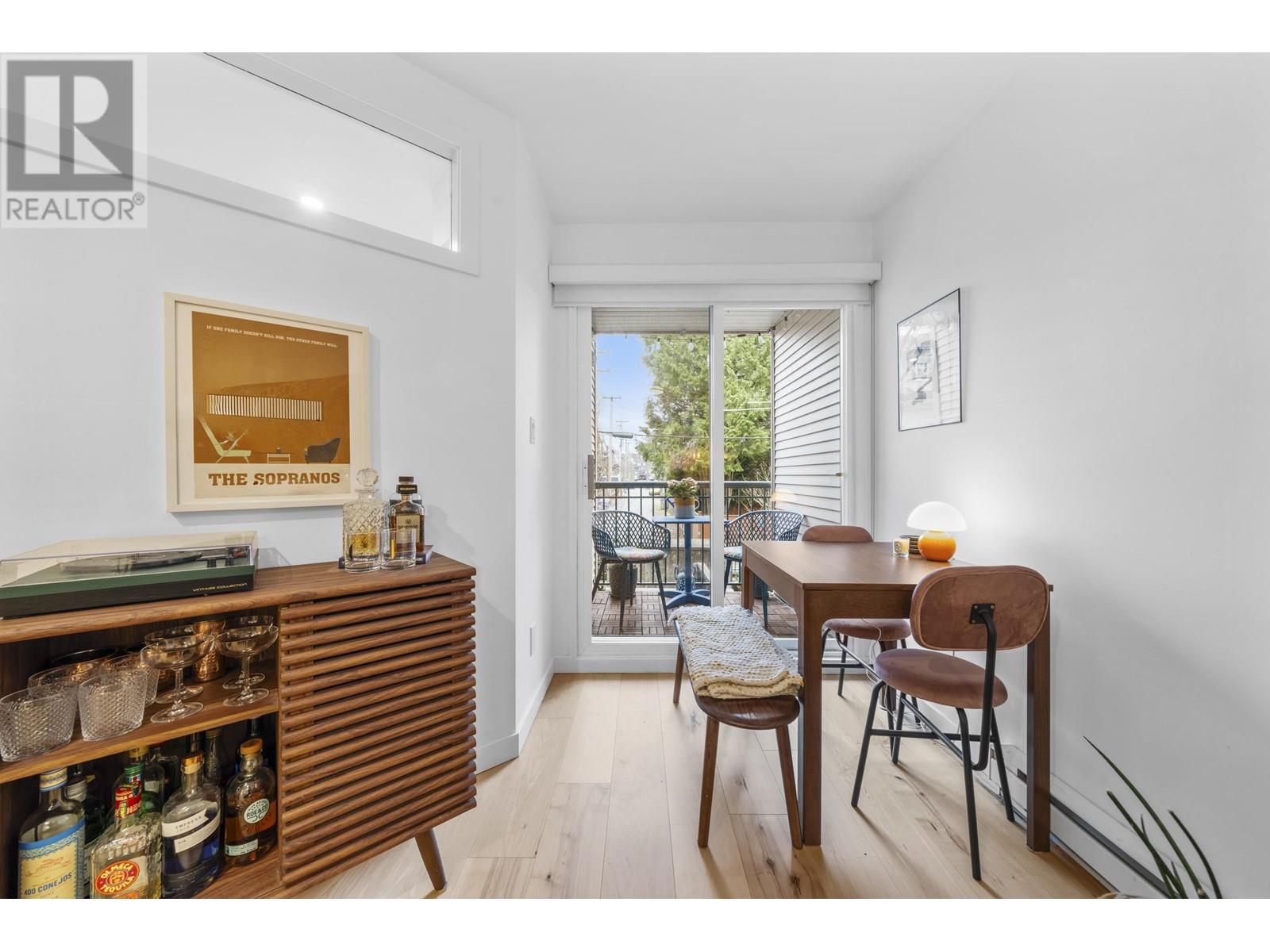 Listing Picture 12 of 23 : 209 3278 HEATHER STREET, Vancouver / 溫哥華 - 魯藝地產 Yvonne Lu Group - MLS Medallion Club Member