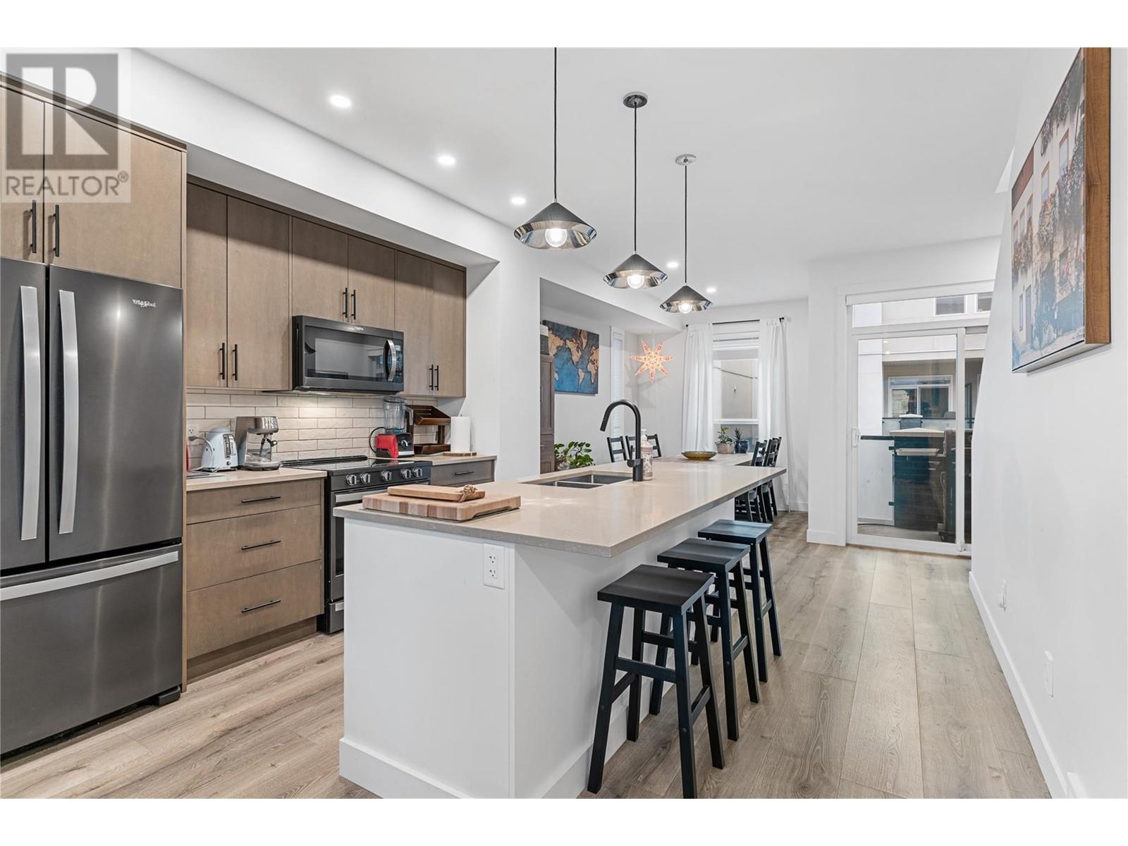 Property at 610 Academy Way Unit# 368 image 3