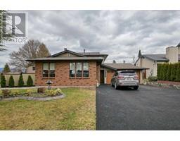 21185 MCCALLUM COURT, Maple Ridge, British Columbia