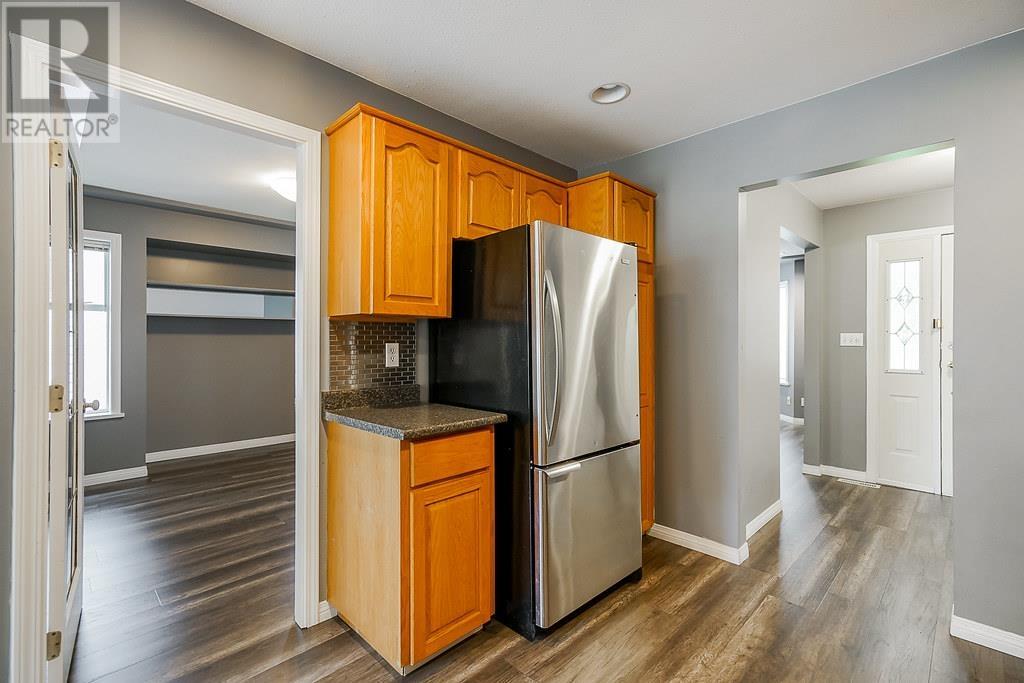 22110 122 Avenue, Maple Ridge, British Columbia  V2X 3X6 - Photo 13 - R2975481