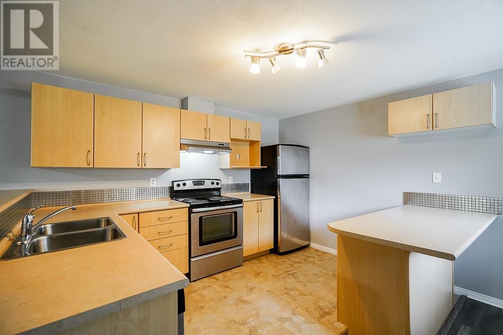 22110 122 Avenue, Maple Ridge, British Columbia  V2X 3X6 - Photo 6 - R2975481