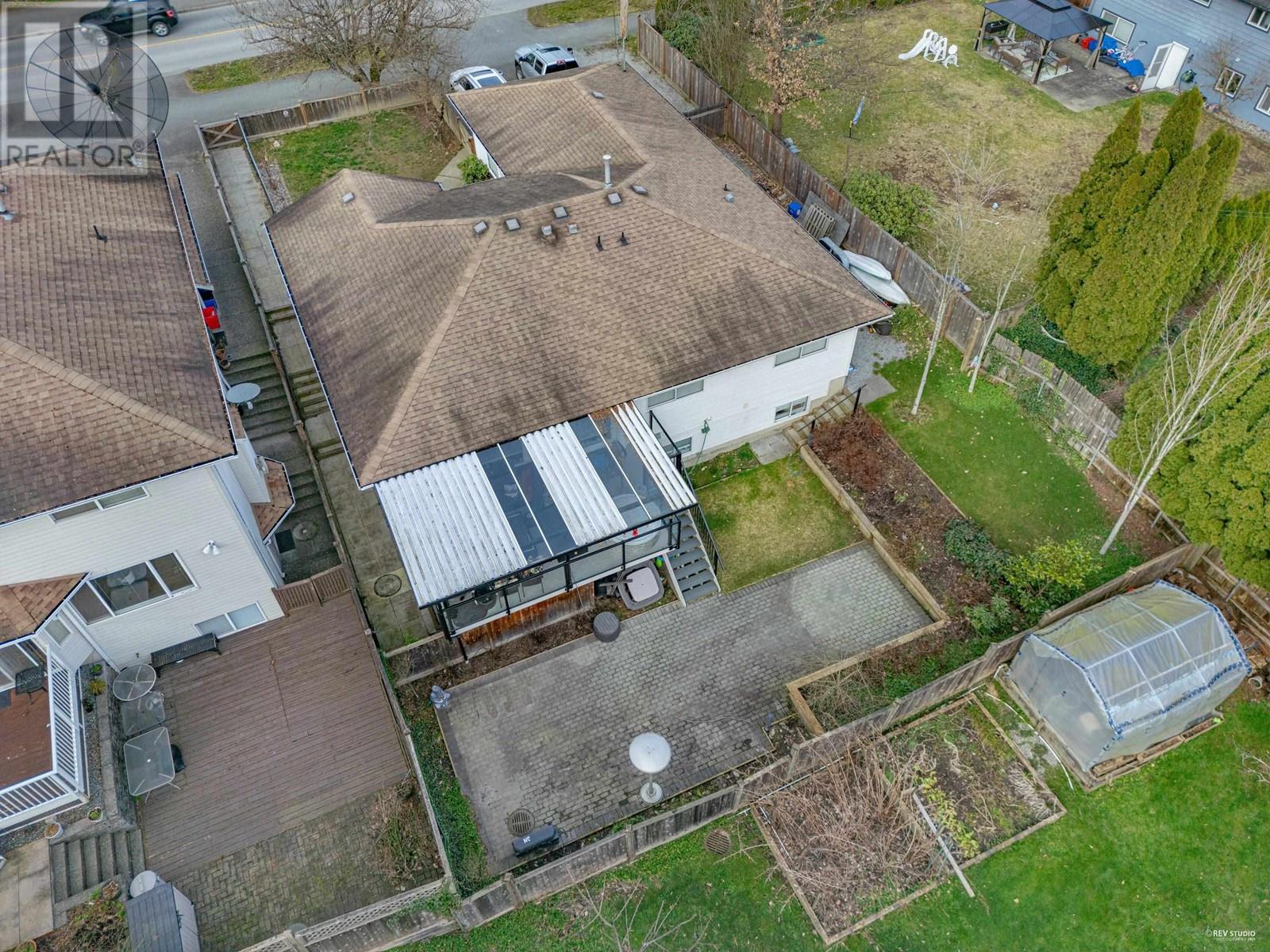 22110 122 Avenue, Maple Ridge, British Columbia  V2X 3X6 - Photo 35 - R2975481