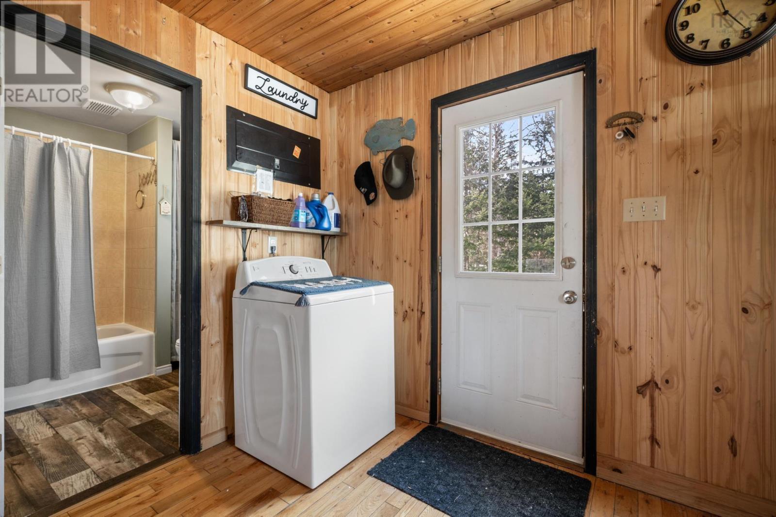 64 Causeway Road, River Lake, Nova Scotia  B0J 3H0 - Photo 5 - 202504248