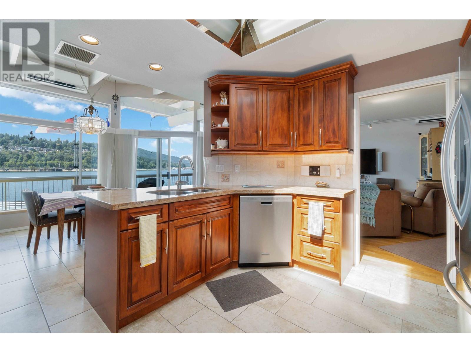 1042 Alderside Road, Port Moody, British Columbia  V3H 3A6 - Photo 13 - R2898930