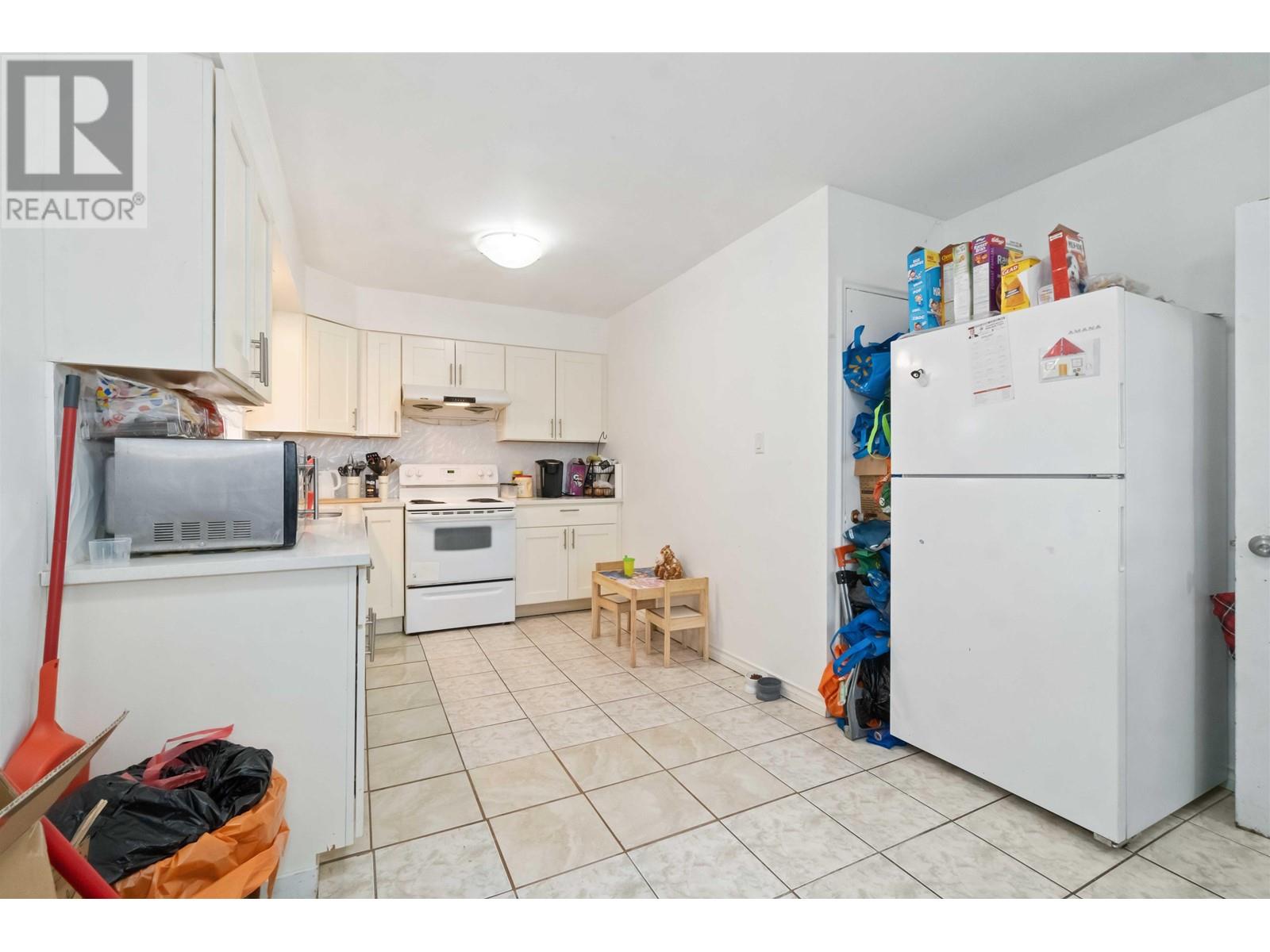 5735 Earles Street, Vancouver, British Columbia  V5R 3S4 - Photo 7 - R2953224