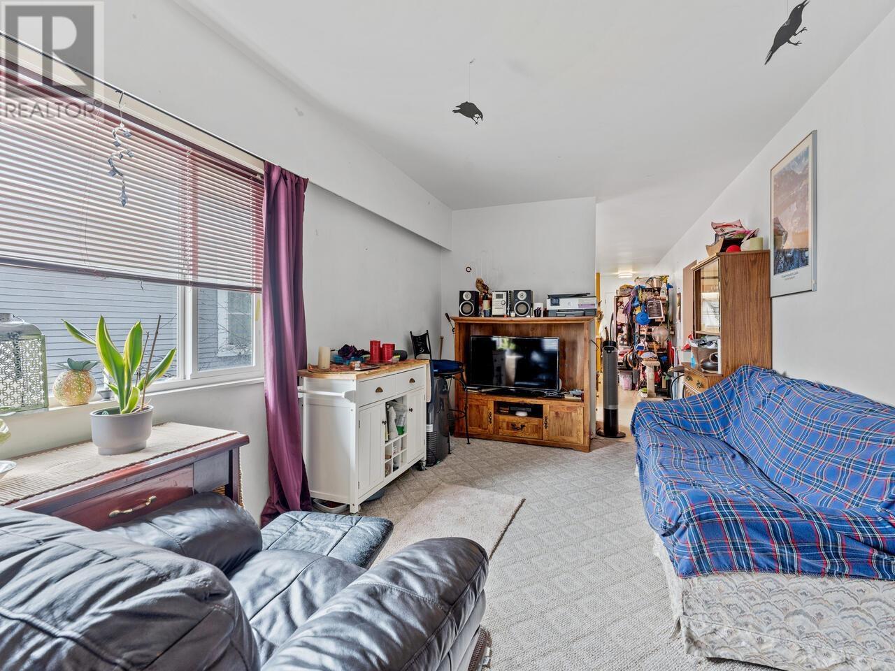4535 Rupert Street, Vancouver, British Columbia  V5R 2J4 - Photo 11 - R2974104