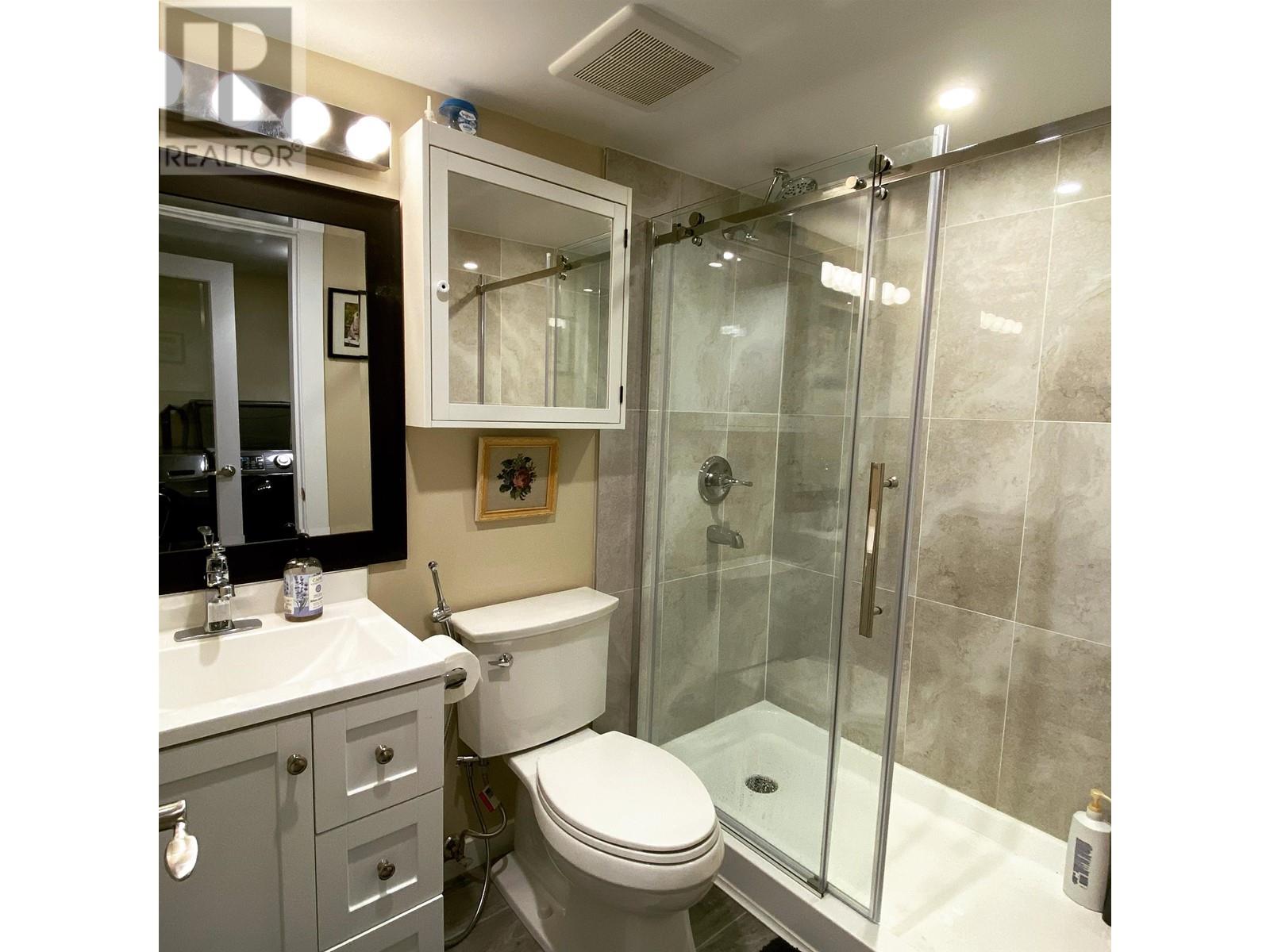 5555 Lanark Street, Vancouver, British Columbia  V5P 2Y2 - Photo 18 - R2975460