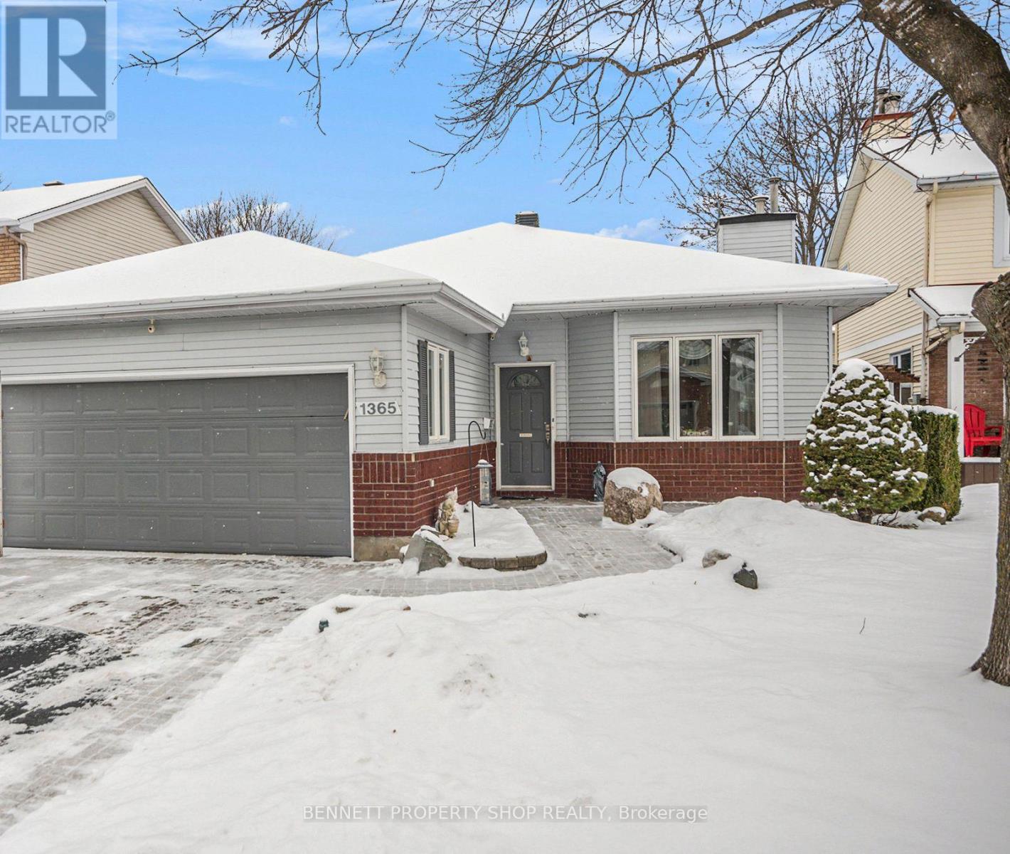 1365 Caravel Crescent, Ottawa, Ontario  K1E 3X3 - Photo 1 - X11934771