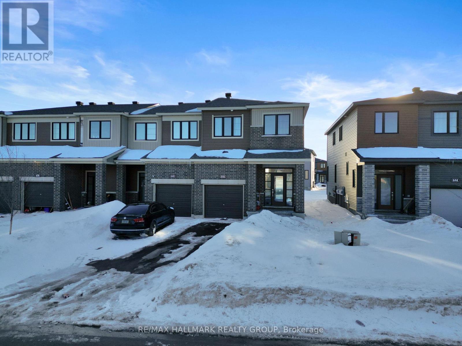 Property at 646 HAMSA STREET image 2
