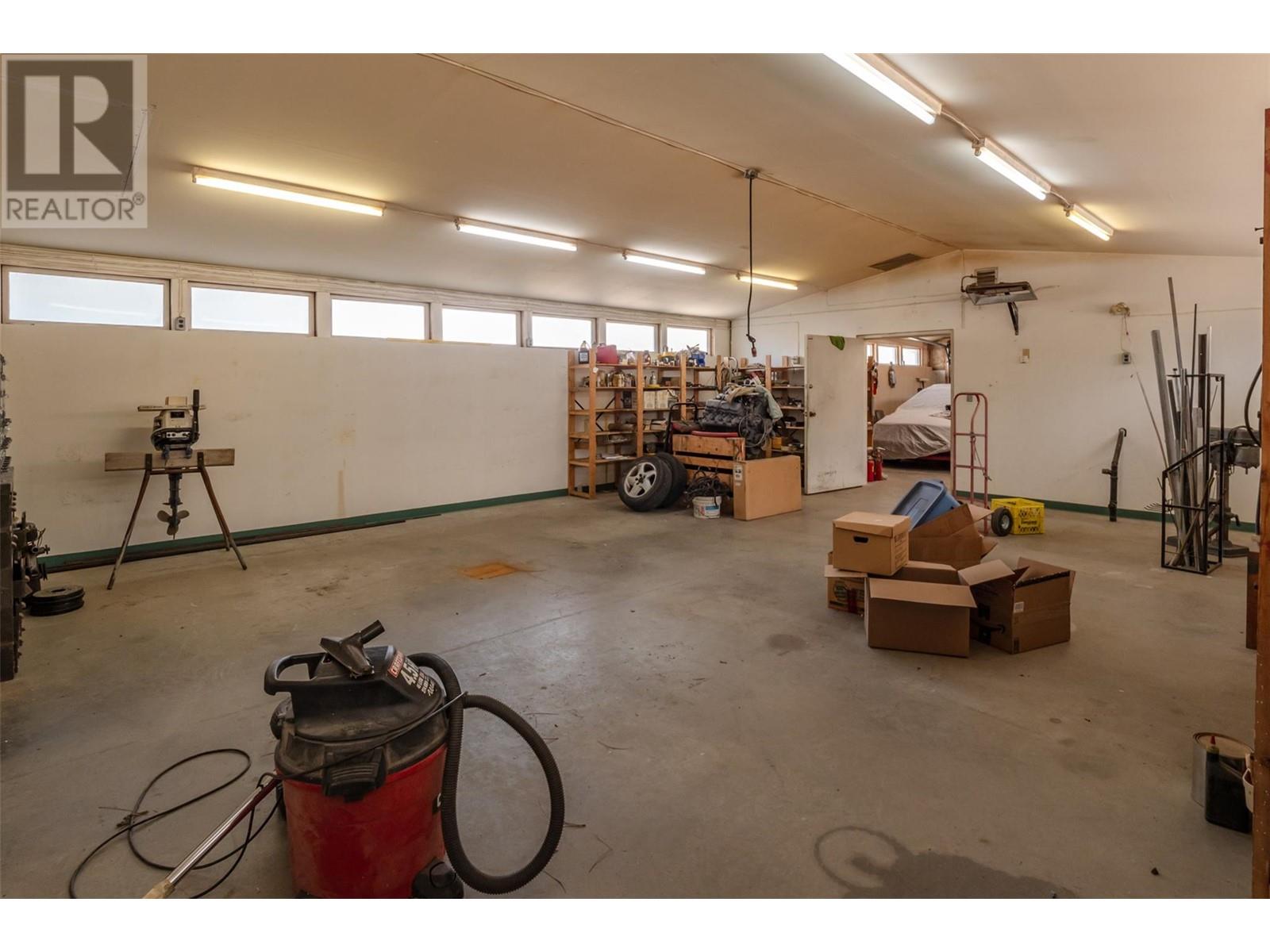 368 & 374 Eastside Road, Okanagan Falls, British Columbia  V0H 1R5 - Photo 12 - 10336743