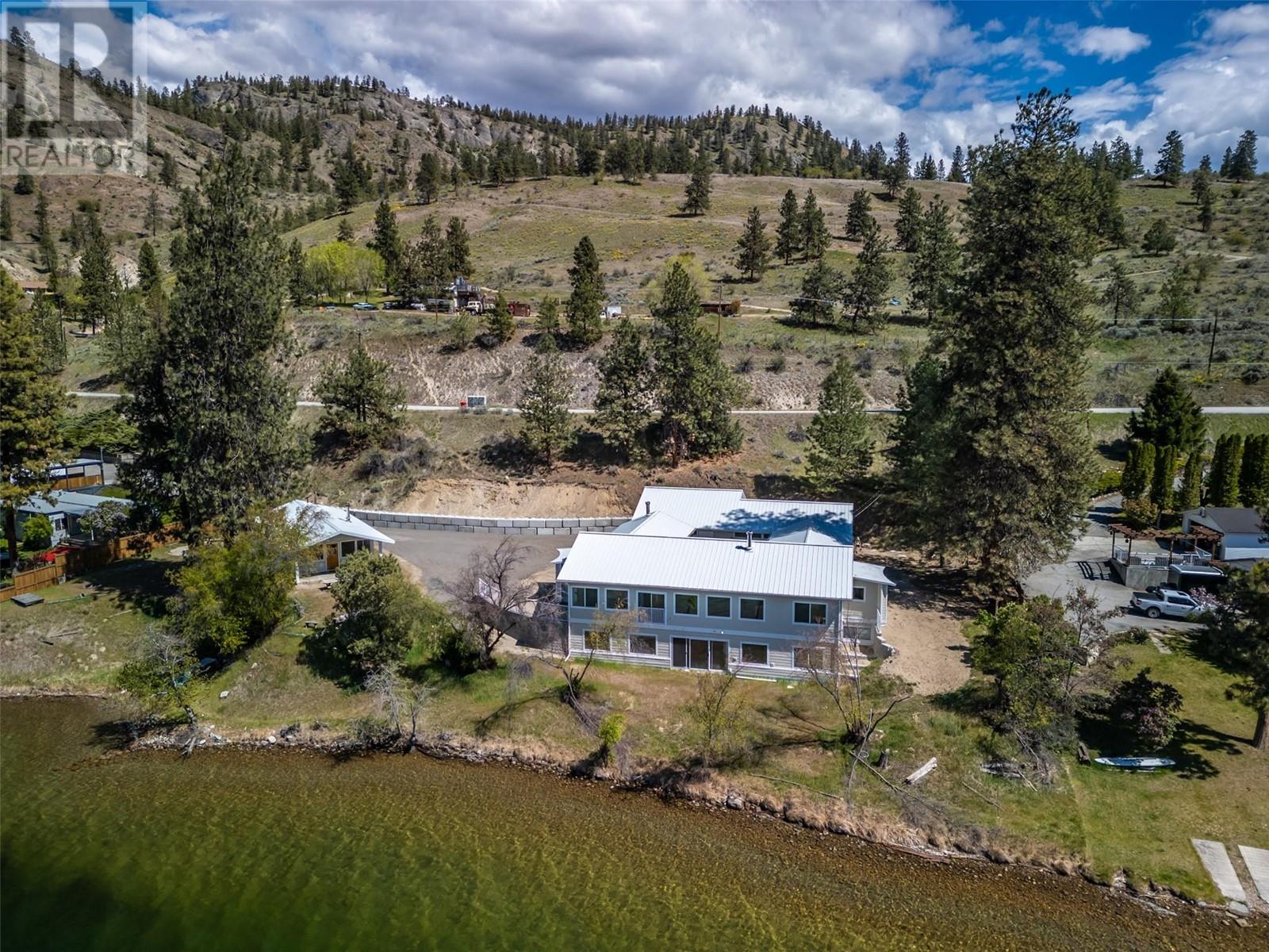 368 & 374 Eastside Road, Okanagan Falls, British Columbia  V0H 1R5 - Photo 13 - 10336743