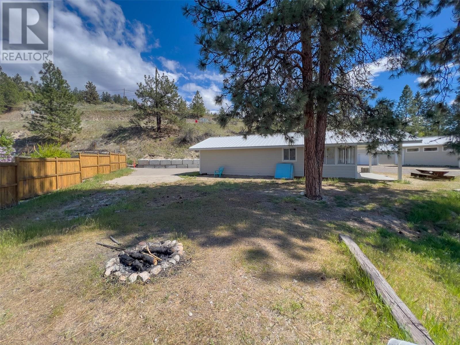 368 & 374 Eastside Road, Okanagan Falls, British Columbia  V0H 1R5 - Photo 22 - 10336743